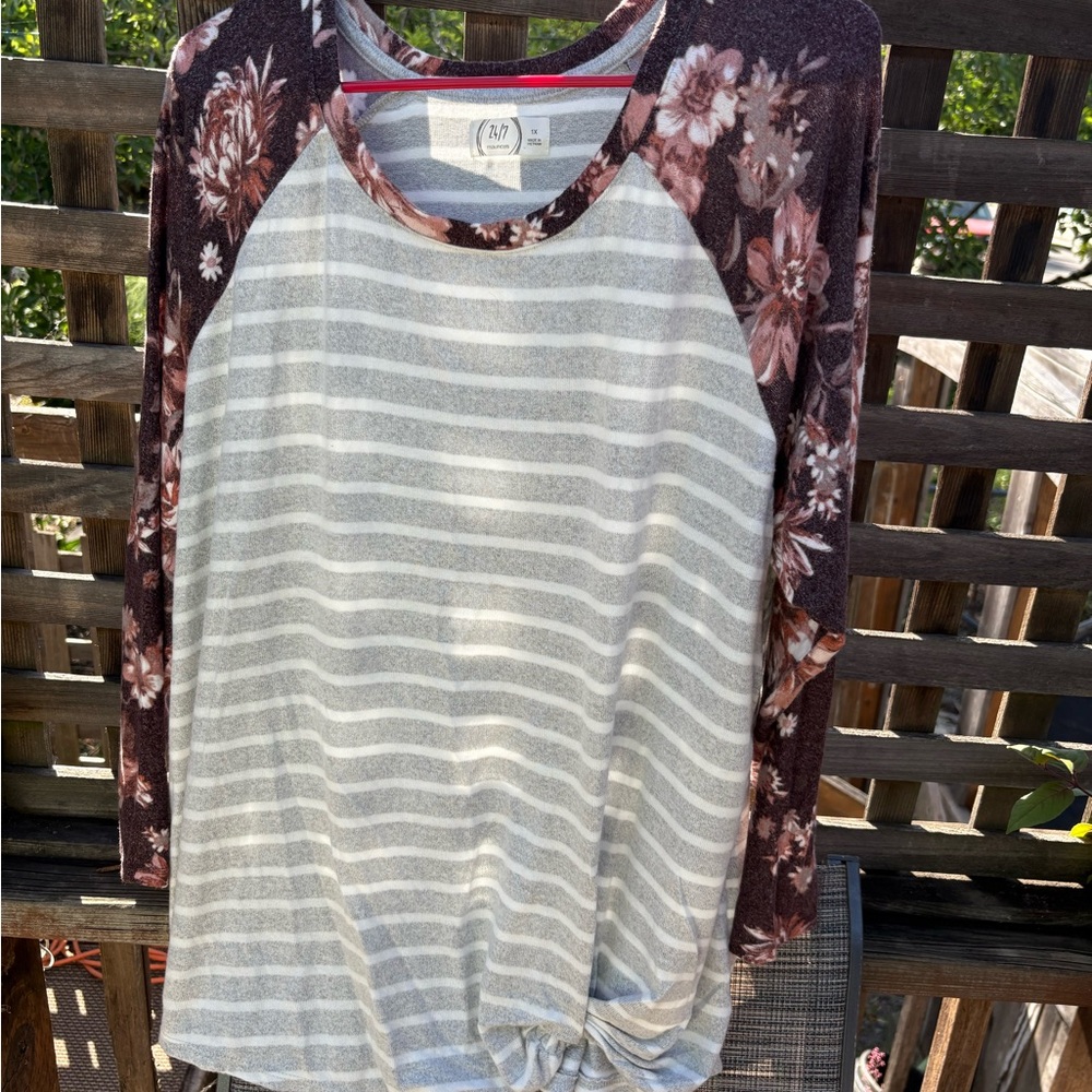 Maurices Gray and White Raglan Tie Front Tee
